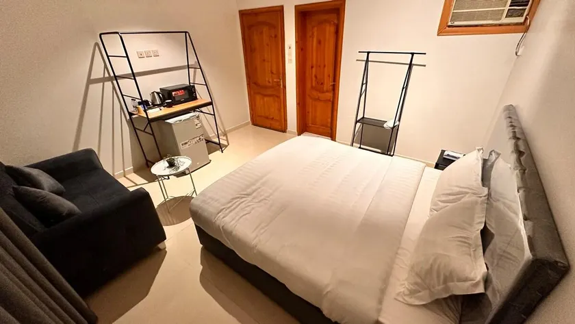 Elegant apartment near the Prophet's Mosque 110 - Image 1