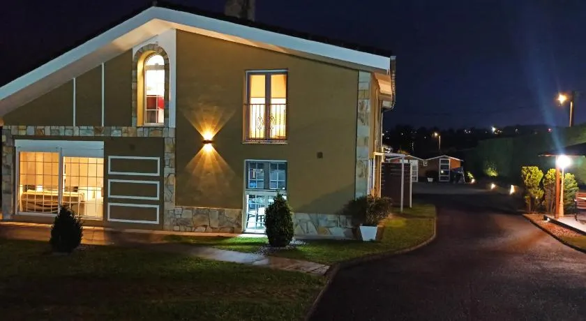 Apartamentos Puerta de Gijon - Image 1