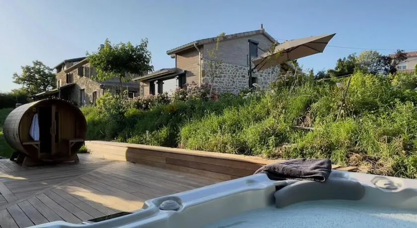 Gîte de charme 5 étoiles pour couple avec sauna et jacuzzi extérieurs privatifs - Image 1