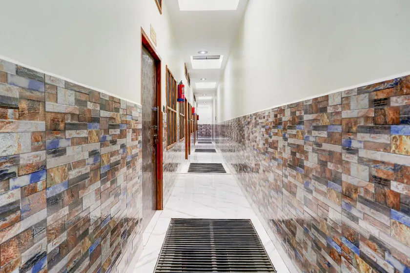 Hotel O GOLD PLAZA HOME STAY - Image 1