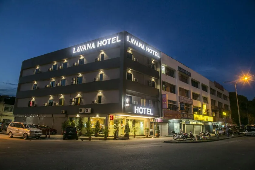 Lavana Hotel Batu Caves - Image 1