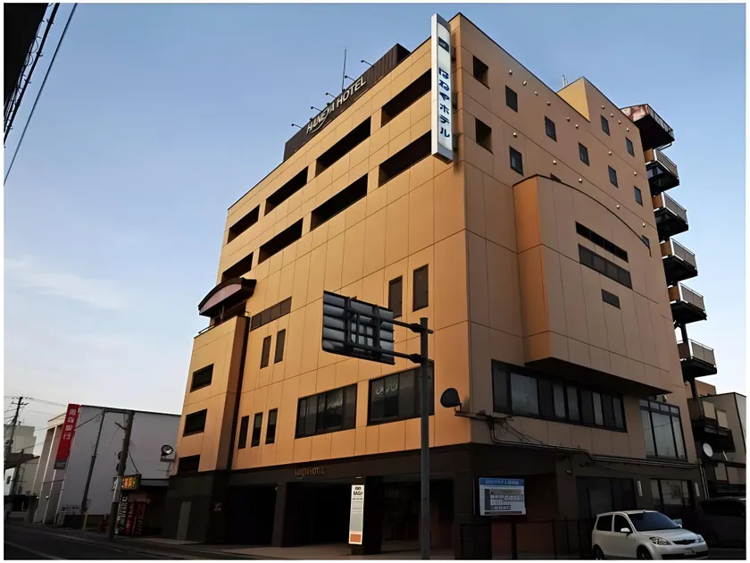 Haneya Hotel - Image 1
