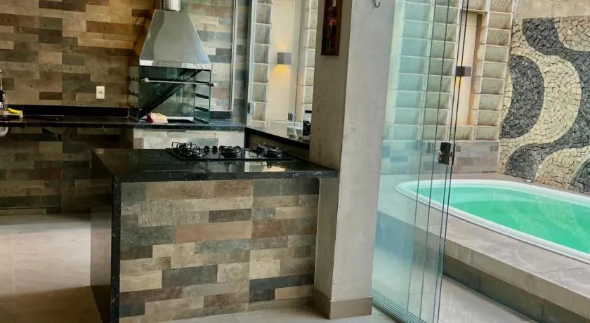 Casa com piscina próximo ao Maracanã - Image 1