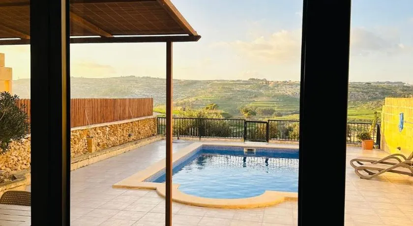 Wardina Holiday Home Maisonette - Image 1