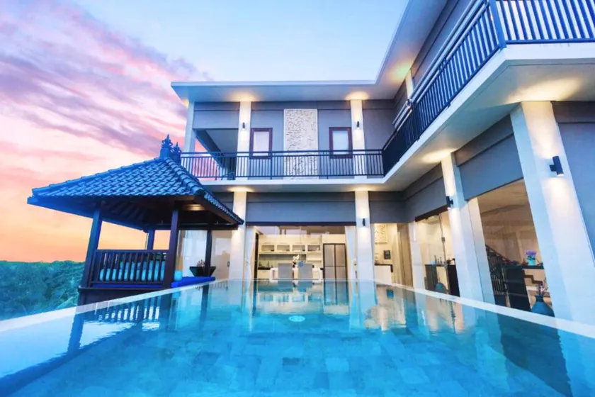 Adore 3BR by  Premier  #W8 - Image 1