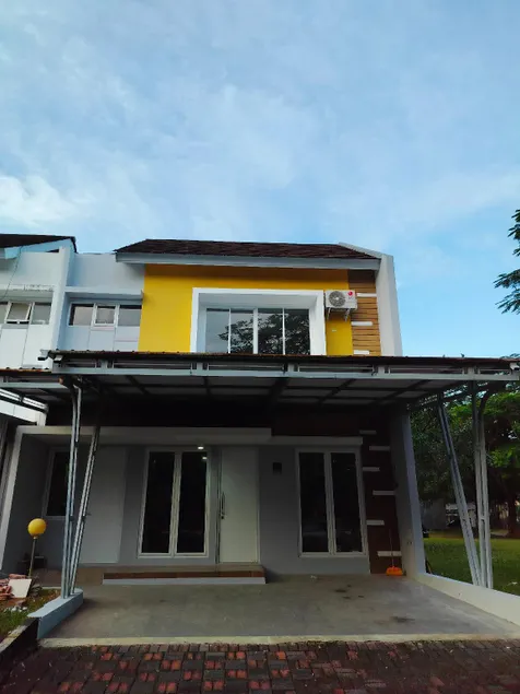 Rumah Sudut Ekslusif Royal Spring - Image 1