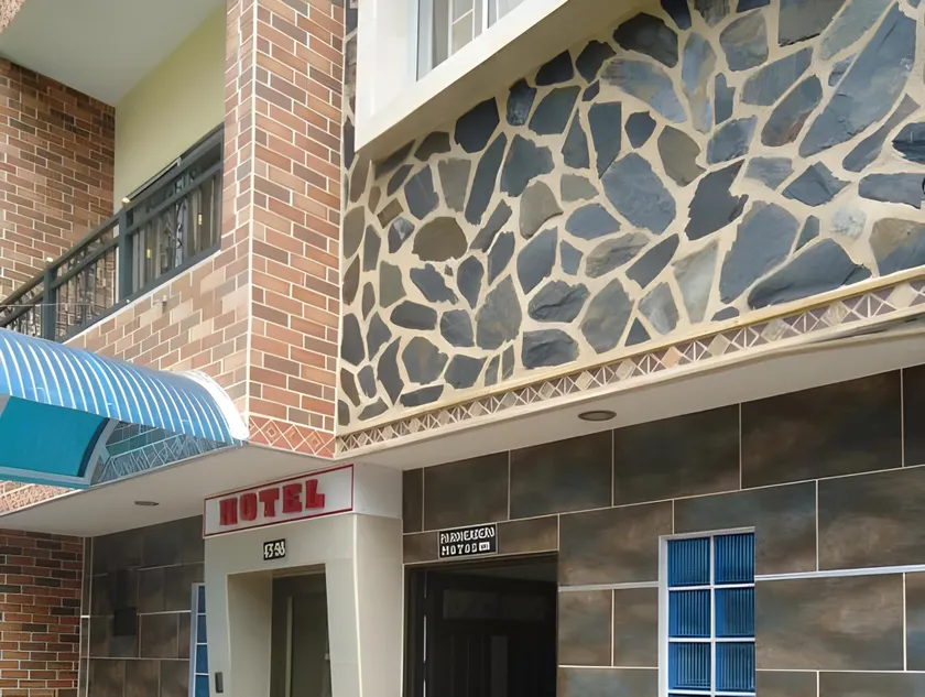 Hotel El Deportista - Image 1