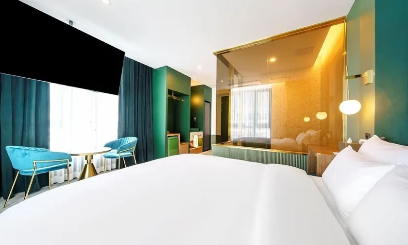 H-Avenue Hotel Geomdan New Town - Image 1