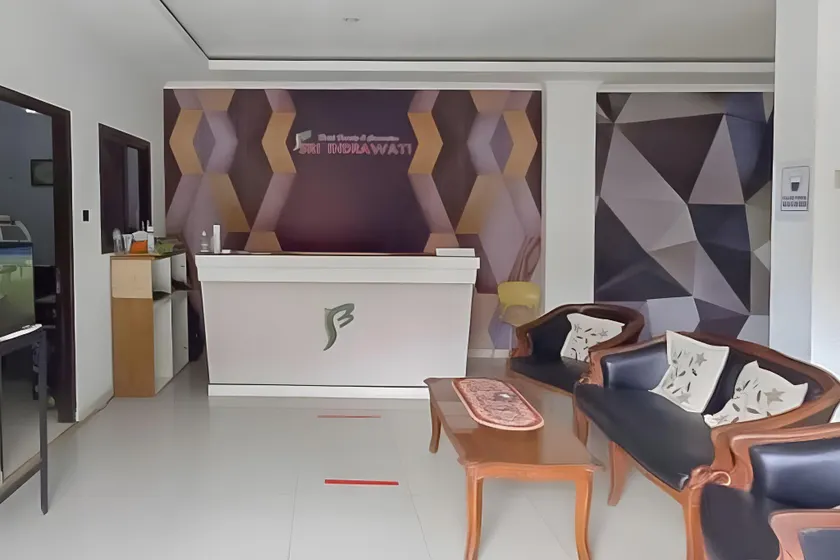 Hotel Sri Indrawati Puncak Mitra RedDoorz - Image 1