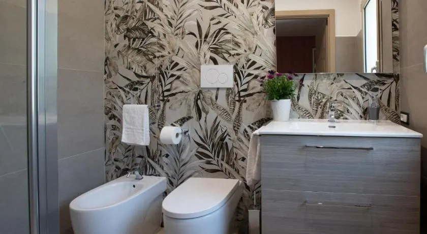 Tarsis Guest House - Image 1