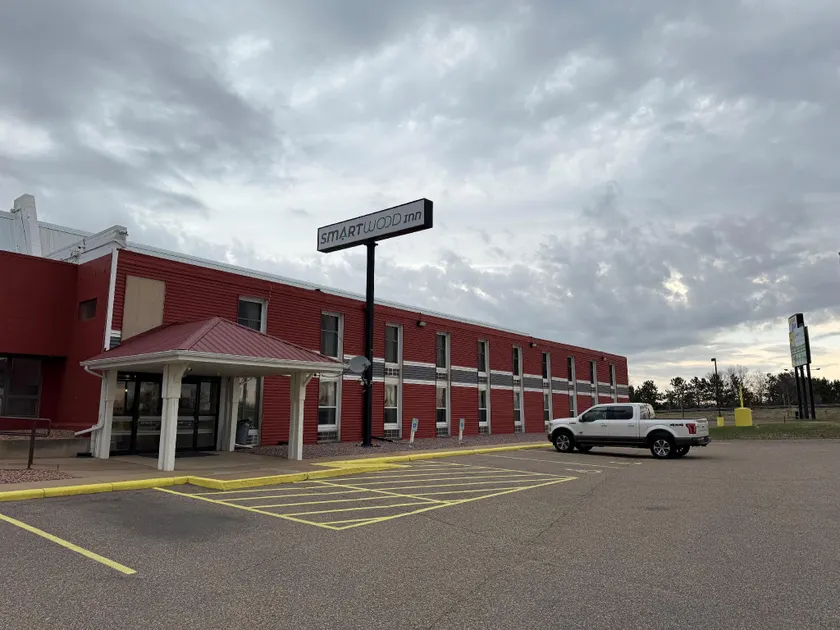 Smartwood Inn - Image 1