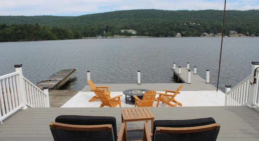 Lakefront Haven on Greenwood Lake - Image 1