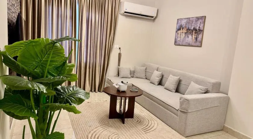 Comfy Rehab Apartment - Image 1