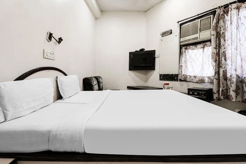 Hotel O Surya - Image 1