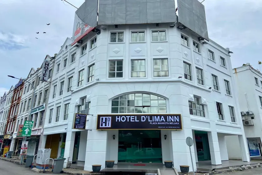 Hotel Dlima Inn Plaza Mahkota Melaka - Image 1