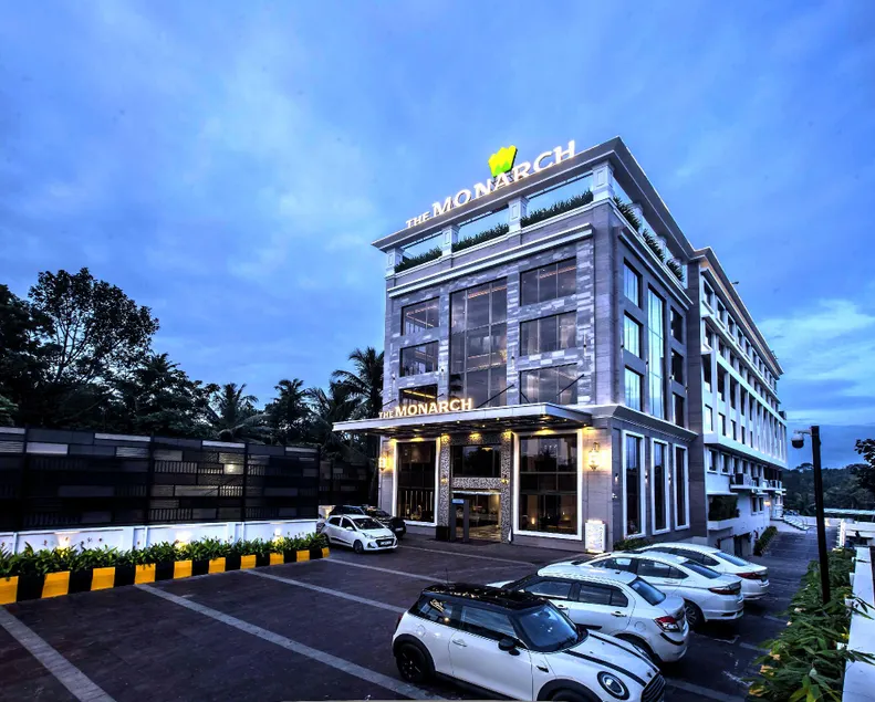 The Monarch Hotels And Convention Centre - Image 1