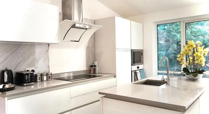 Tilehurst Villa - Image 1