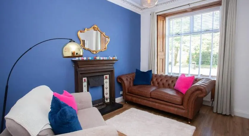 1 Bed Cosy Loch Lomond base - Image 1
