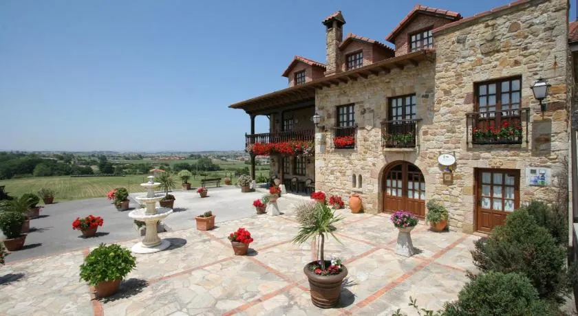 Hotel "Posada Finca EL SOLAR" " Gintonic- Bar -Terraza panorámica" - Image 1