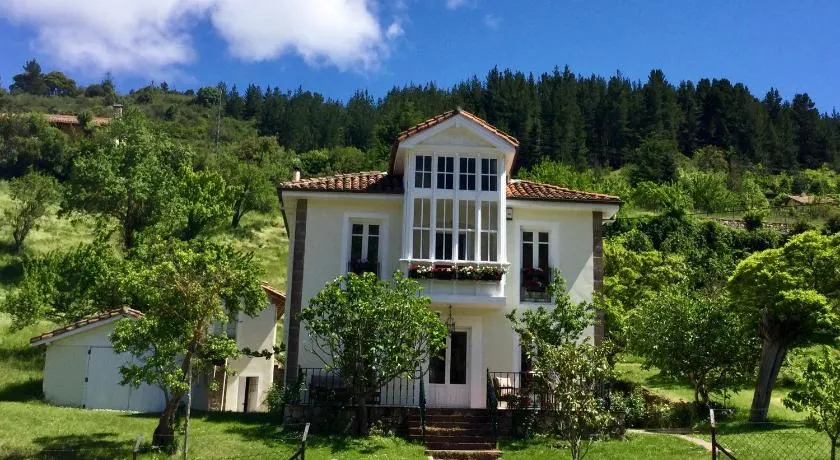 Villa Elena - Image 1