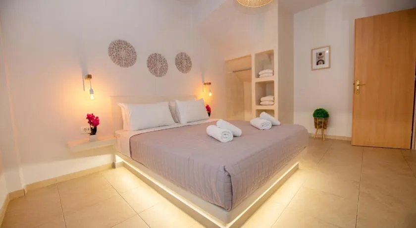 GRAND HAYAT VILLA Santorini - Image 1
