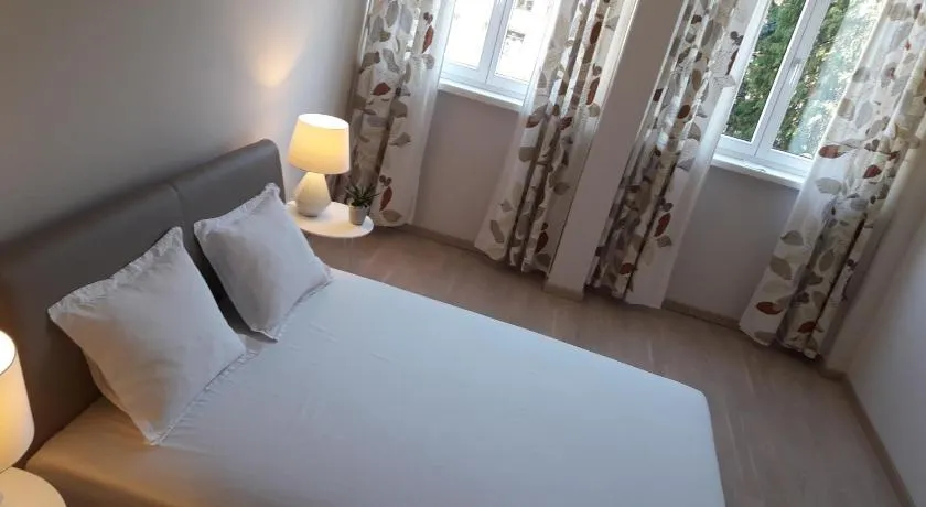 City Center Apartment - Image 1