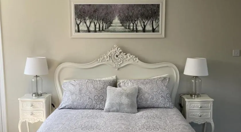 Woodland House B & B - Image 1