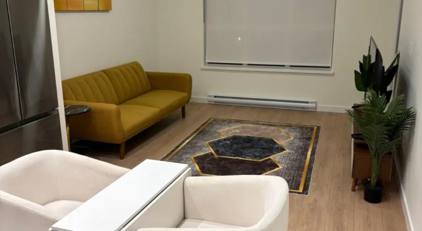 Luxury 2bed 1bath suit - Image 1