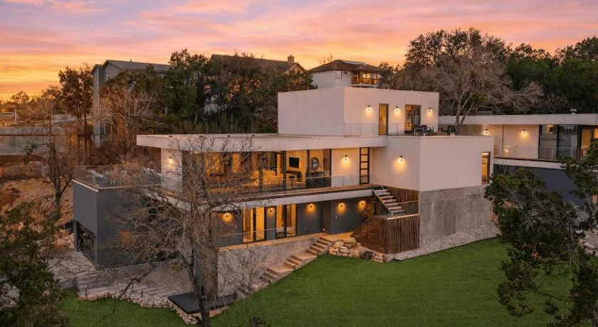 Hunters Estate by AvantStay - Image 1