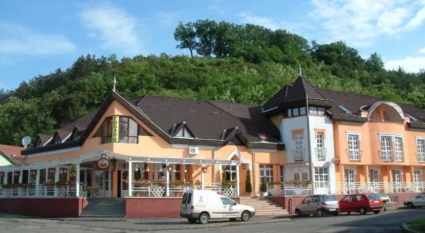Galcsik Fogadó - Image 1