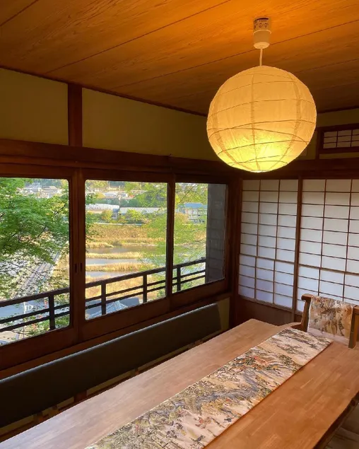 En Yoshino - Image 1