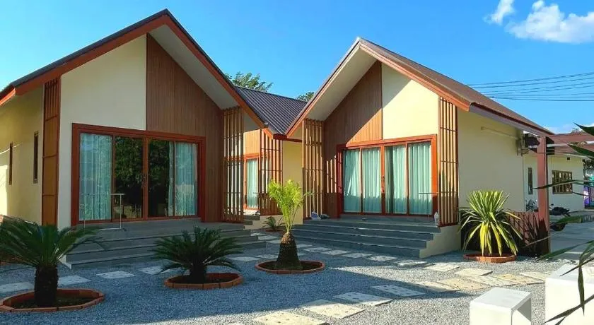 Chortip House - Image 1