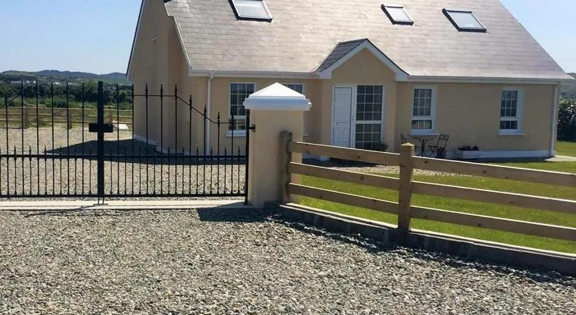 Inish House - Image 1