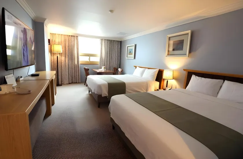 Prime Tourist Hotel - Image 1