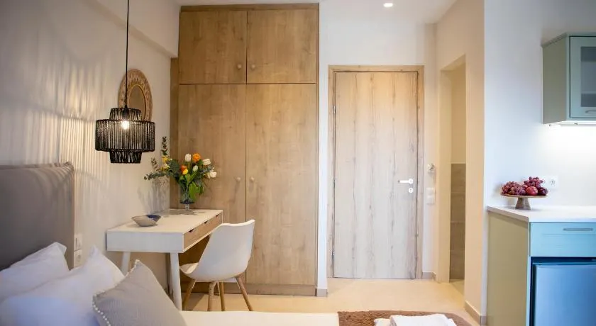 The Garden Rooms & Apartments - Image 1