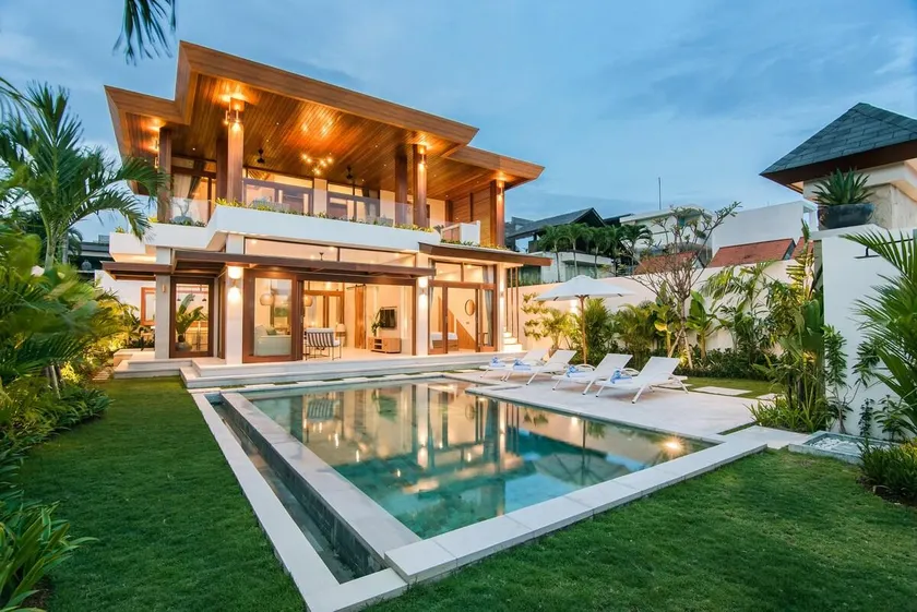 Stylish luxury beach & ricefield view monthly deal - Image 1