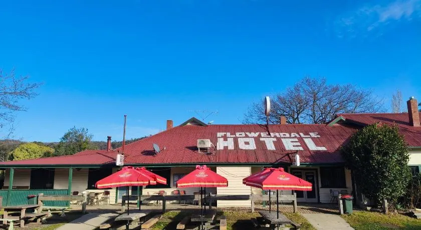 Flowerdale Hotel - Image 1