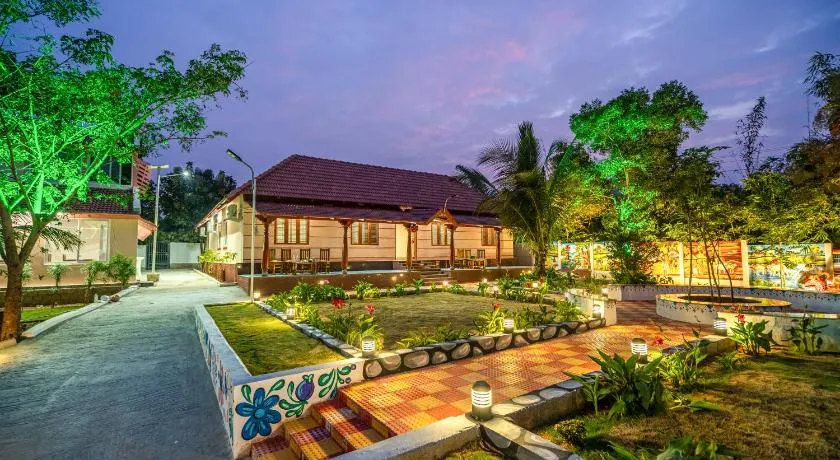 Alaya Stays APR Pet-Friendly One-Room Suites with Swimming Pool - Image 1