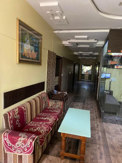 KC HOTEL - Image 1