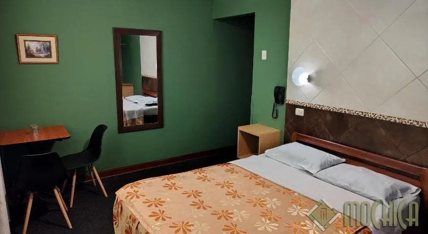 Hostal Residencial Mochica - Image 1