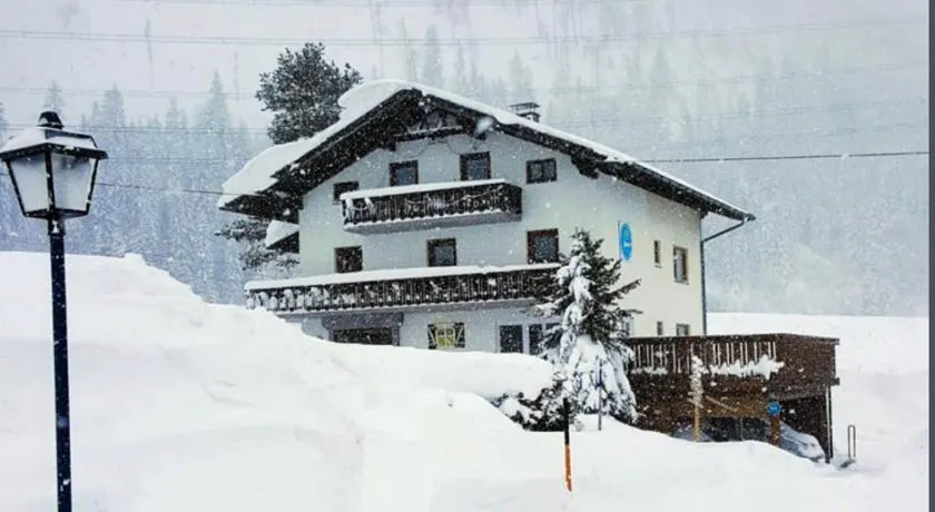 Gästehaus Schmitt - Image 1