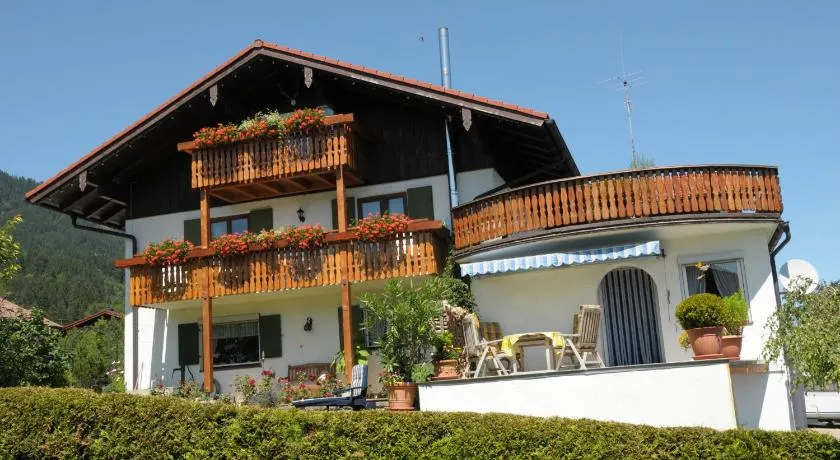 Gästehaus Bergfrieden - Image 1