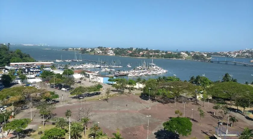 Bristol Praia do Canto Apart Hotel - Image 1