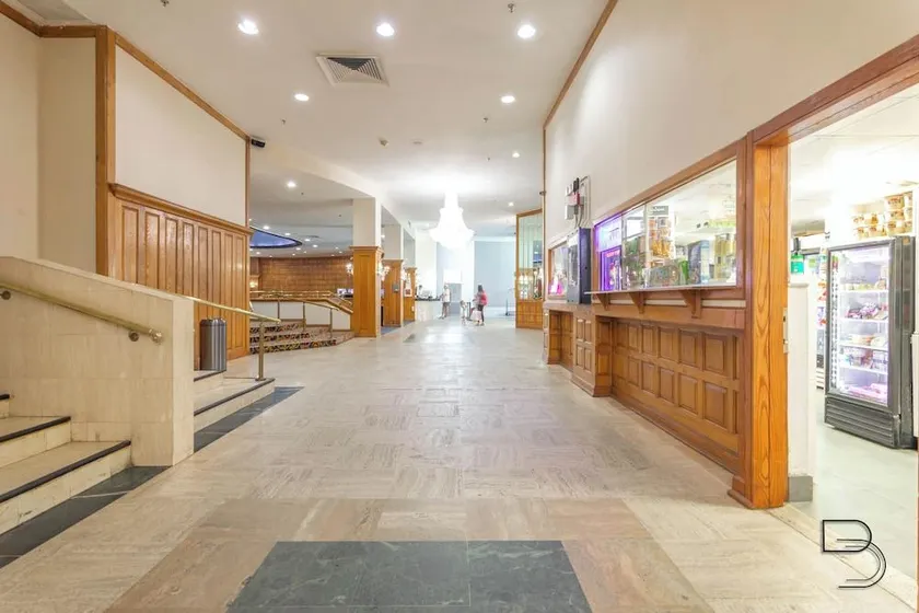 Blue Ocean Apartments - Image 1