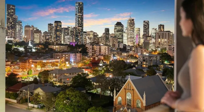 12th floor Stadium View -2BR-Free Parking-CBD - Image 1