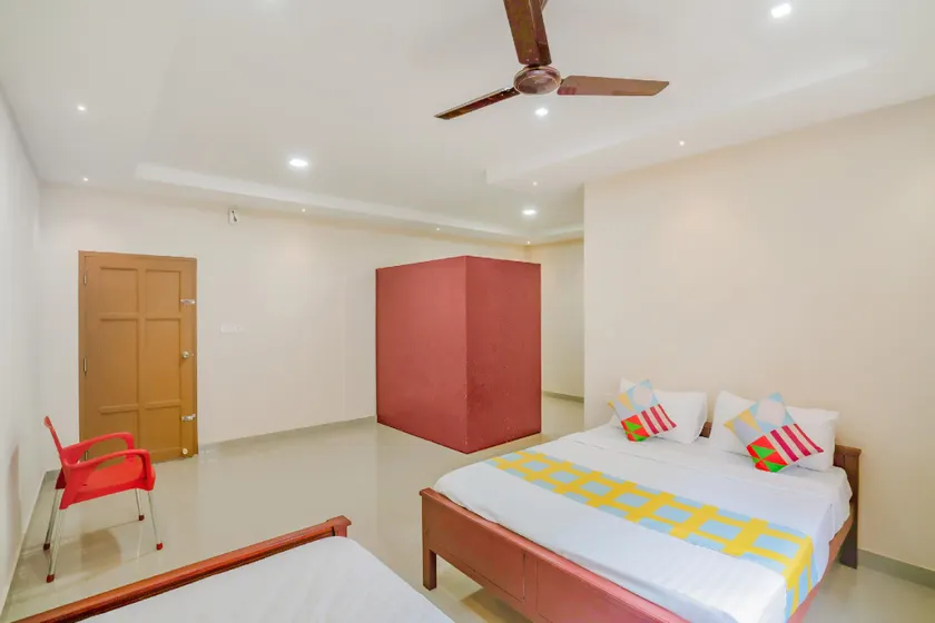 OYO 79307 krishnaa suites - Image 1