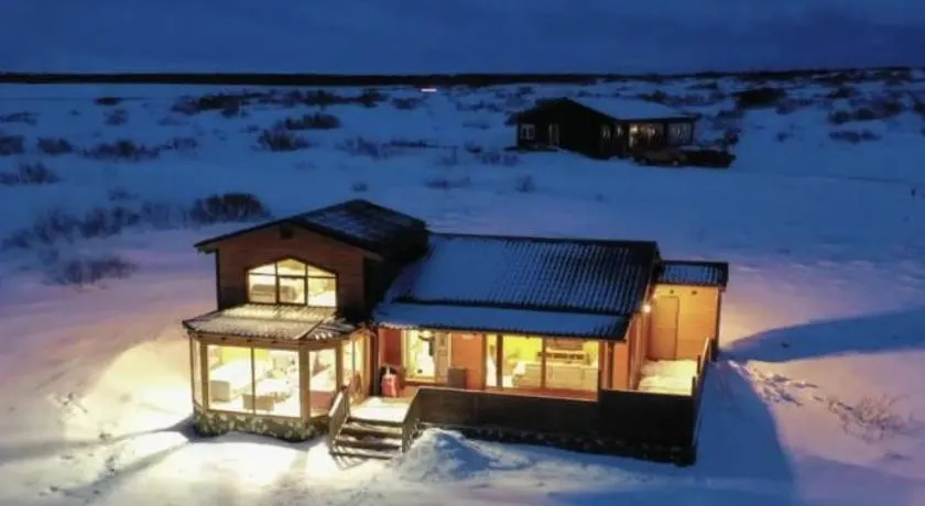 Large luxury Cabin On The Golden Circle Next To Kerið The Crater. - Image 1