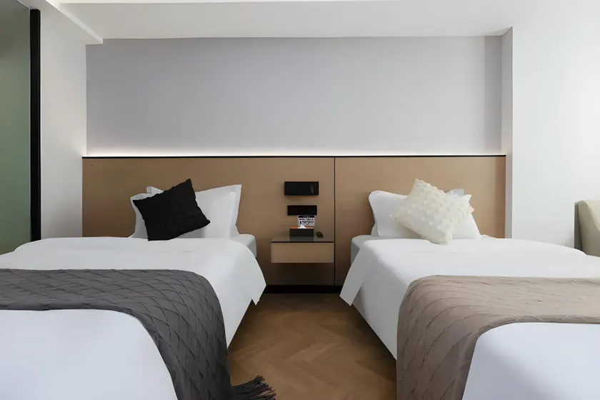 Ruidu Business Hotel (Leqing Liushi) - Image 1