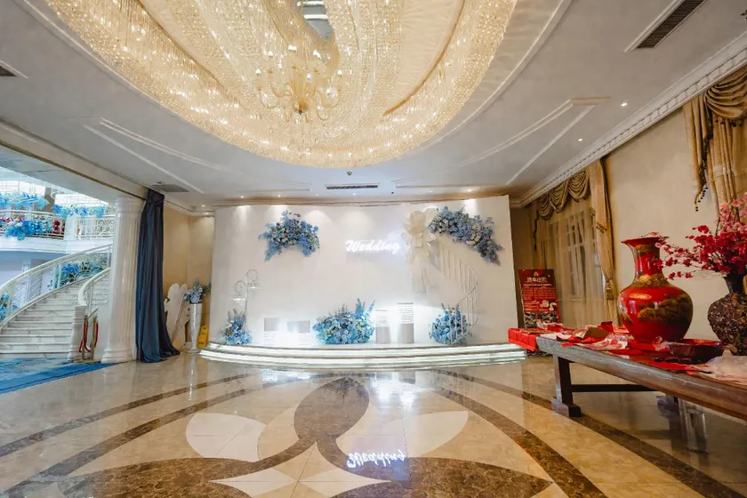 Zhuolin Hotel - Image 1