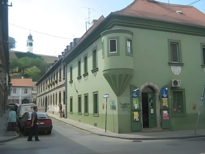Fortress Apartments - Image 1